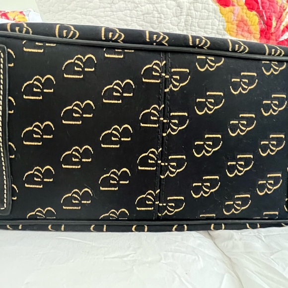 Dooney and Bourke Signature Satchel - Picture 4 of 12